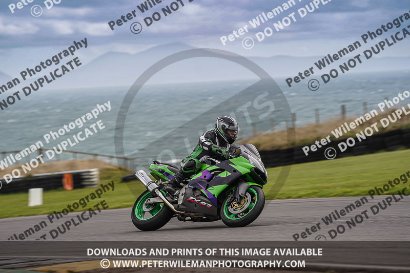anglesey no limits trackday;anglesey photographs;anglesey trackday photographs;enduro digital images;event digital images;eventdigitalimages;no limits trackdays;peter wileman photography;racing digital images;trac mon;trackday digital images;trackday photos;ty croes